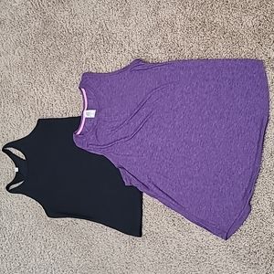 2 Medium Workout Tanks